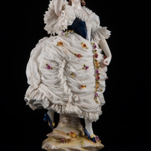 Дама с султаном из перьев, кружевная, Volkstedt, Германия, кон. 19 - нач. 20 вв
