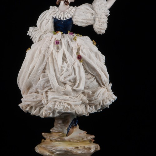 Дама с султаном из перьев, кружевная, Volkstedt, Германия, кон. 19 - нач. 20 вв
