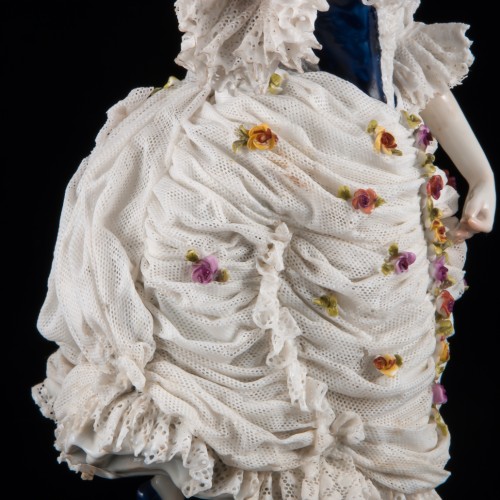 Дама с султаном из перьев, кружевная, Volkstedt, Германия, кон. 19 - нач. 20 вв