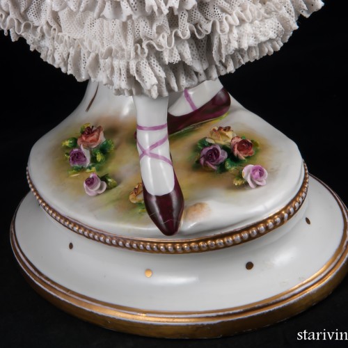 Балерины с поднятой рукой, кружевная, Volkstedt, Германия, до 1935 г