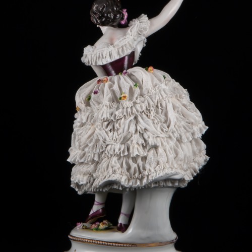 Балерины с поднятой рукой, кружевная, Volkstedt, Германия, до 1935 г