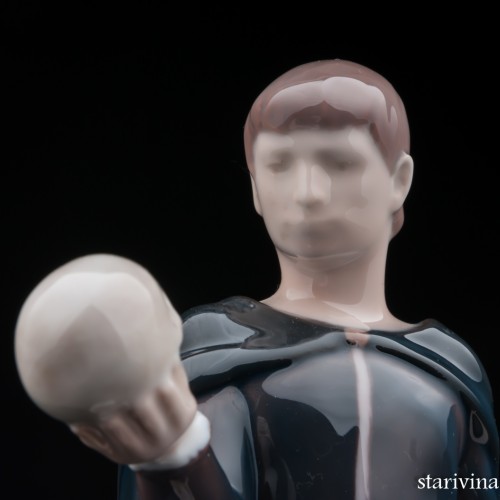 Гамлет, принц датский, Bing & Grondahl, Дания