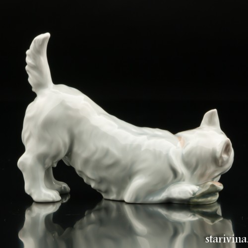 Вест-хайлед-уайт терьер с ботинком, Royal Copenhagen, Дания