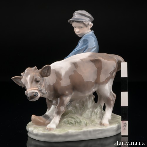 Мальчик с бычком, Royal Copenhagen, Дания, 1969-74 гг