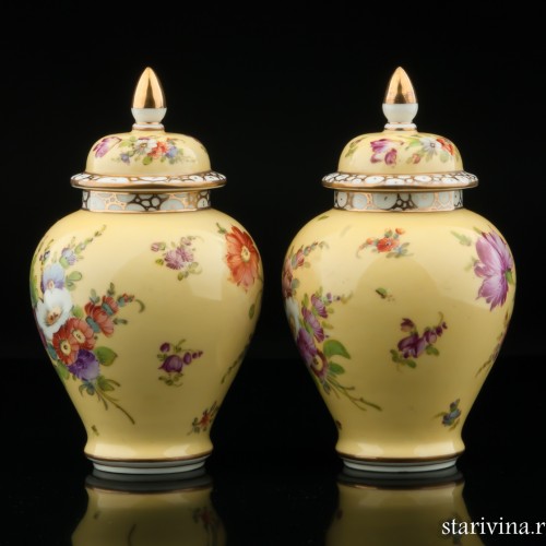 Две желтые вазы, Дрезден, Германия, кон. 19 - нач. 20 вв