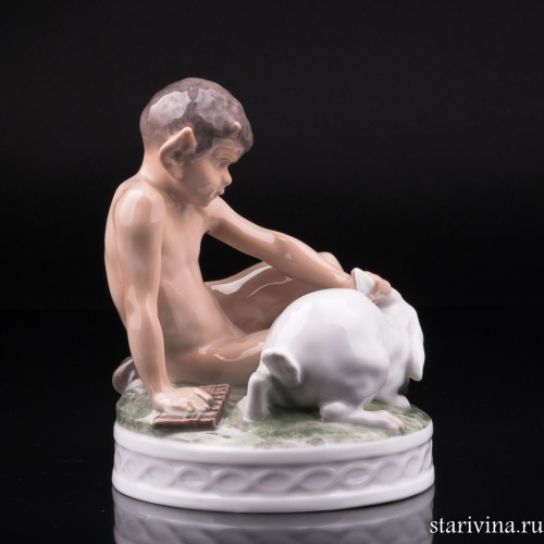 Фавн с зайцем, Royal Copenhagen, Дания, 1954 г