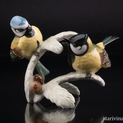 Лазоревка и большая синица на еловой ветке, Hutschenreuther, Германия