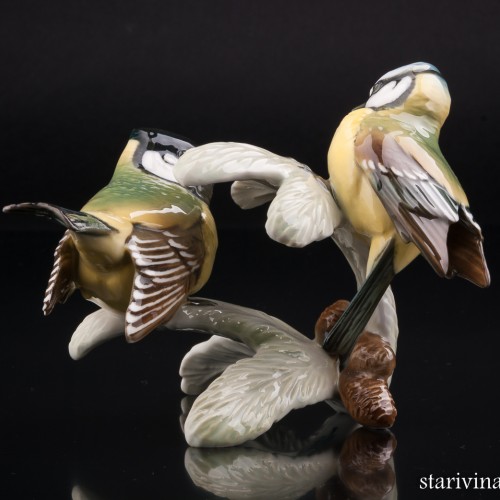 Лазоревка и большая синица на еловой ветке, Hutschenreuther, Германия