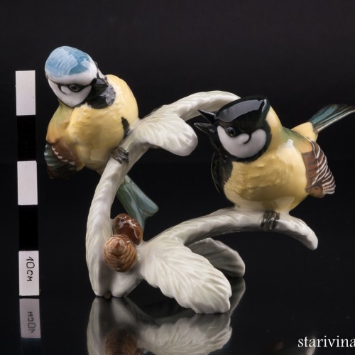 Лазоревка и большая синица на еловой ветке, Hutschenreuther, Германия