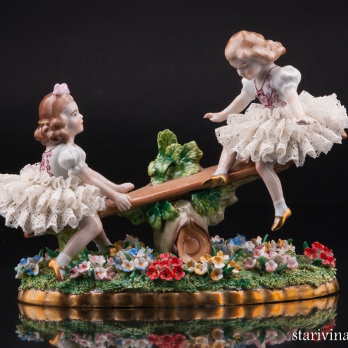 Девочки на качелях, кружевная, Sitzendorf, Германия, до 1990 г