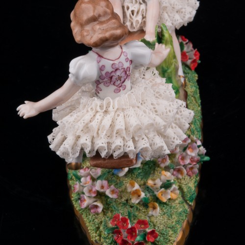 Девочки на качелях, кружевная, Sitzendorf, Германия, до 1990 г