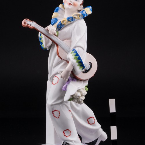 Пьеро с гитарой, Hertwig & Co, Германия, нач. 20 в