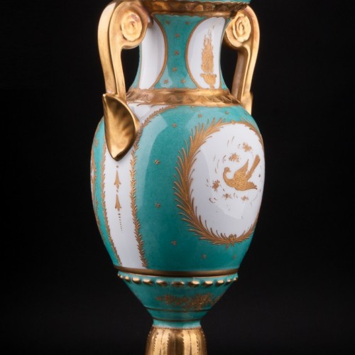 Высокая ваза с крышкой, Франция, пер. пол. 20 в