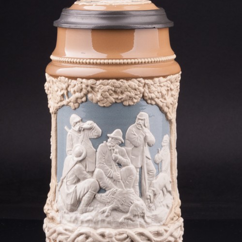 Старинная пивная кружка Охотники, 1 л, Villeroy & Boch, Германия, 1913 г.