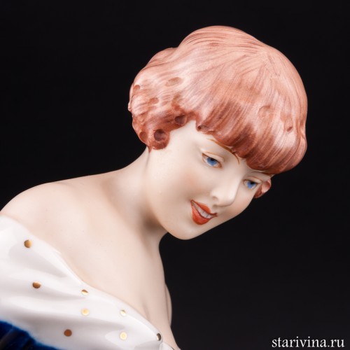 Девушка с утятами, Royal Dux, Чехия, нач. 20 в