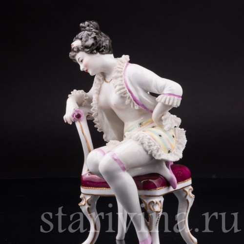 Анткварная статуэтка Обнаженная девушка на стуле, Volkstedt, Германия, до 1935 гг.