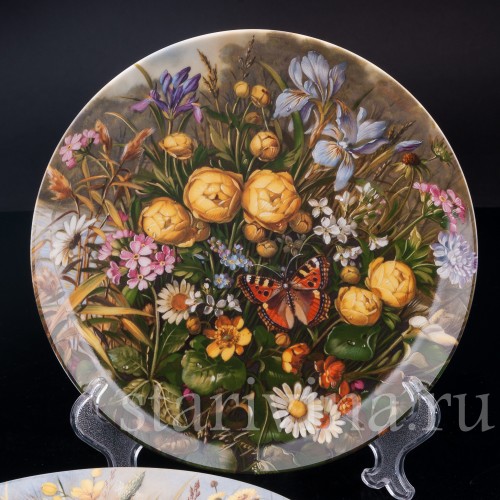 Три декоративные фарфоровые тарелки Полевые красавицы, Furstenberg, Германия, 1989 г.