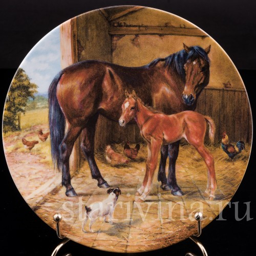 Декоративная фарфоровая тарелка Прибавление, Royal Worcester, Великобритания, 1991 г.